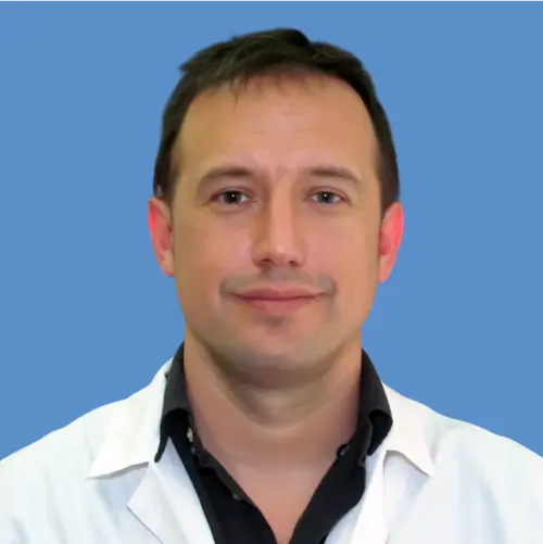 Dr. Cristián Ramírez